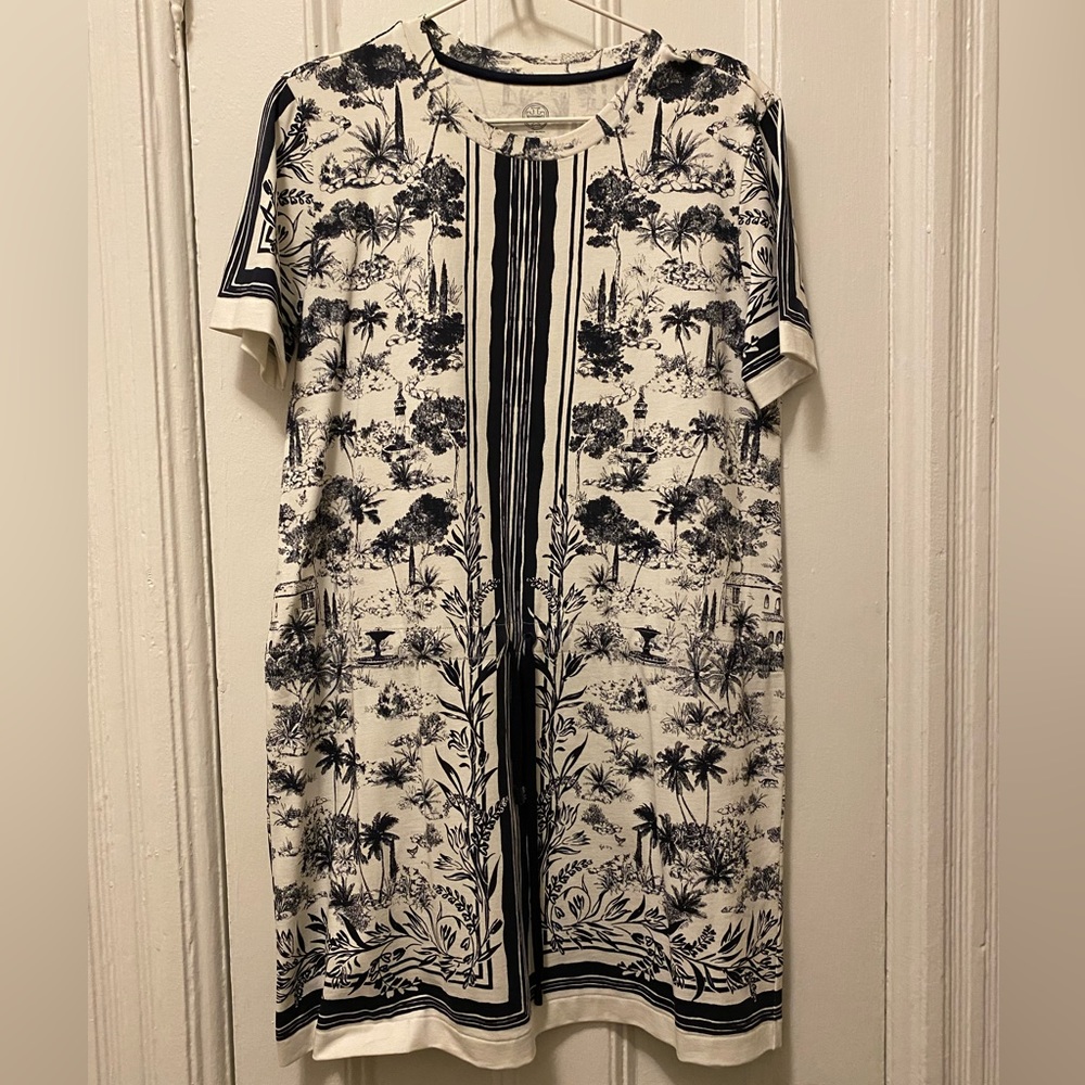 Tory Burch T-Shirt Dress, Size Small, White & Navy